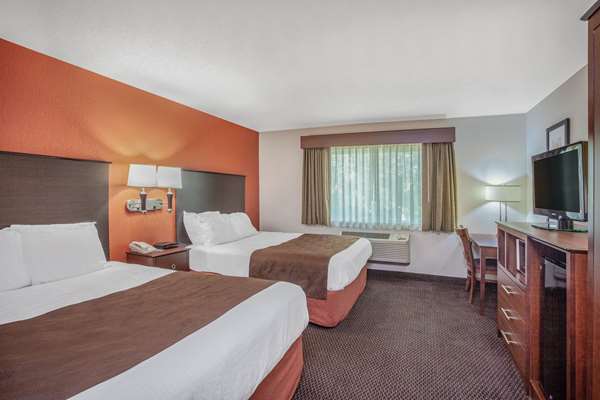  - AmericInn Lodge & Suites White Bear Lake - I-35, Exit 117