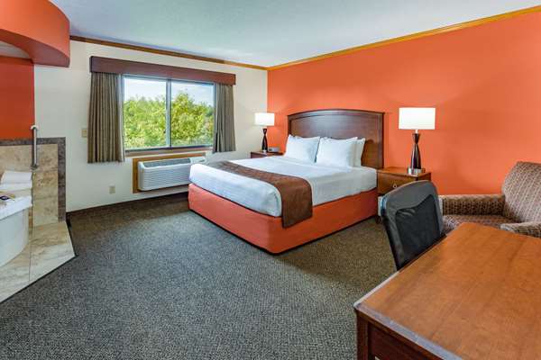 Suite - AmericInn Lodge & Suites Virginia