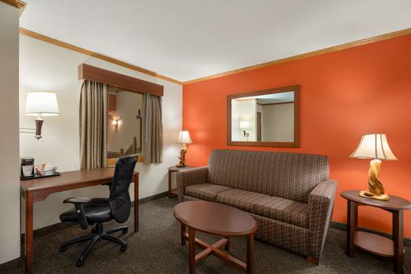 Suite - AmericInn Lodge & Suites Virginia