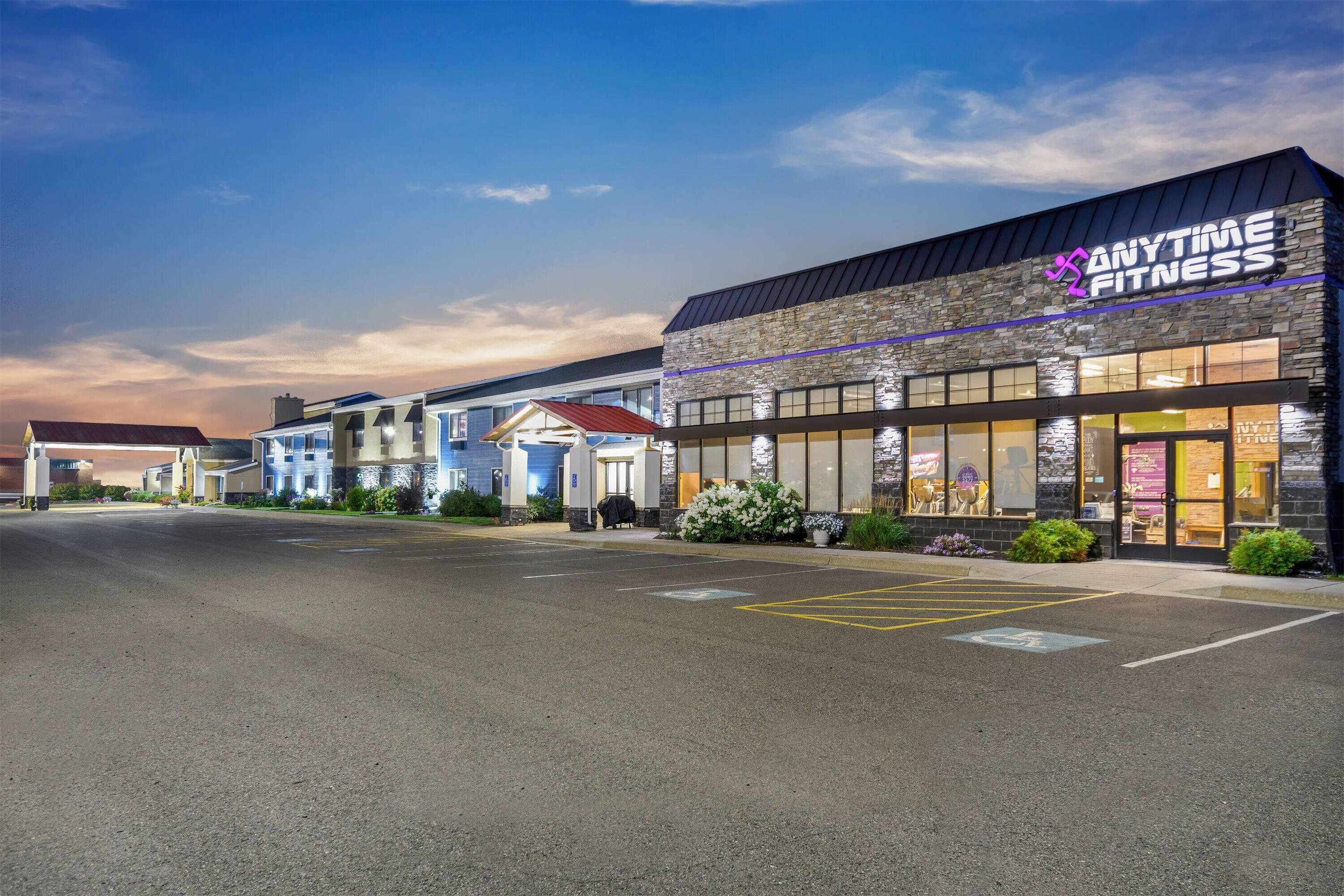 Exterior | AmericInn by Wyndham Virginia