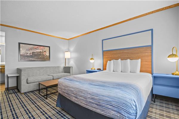 1 Queen Bed, Studio Suite, Non-Smoking
