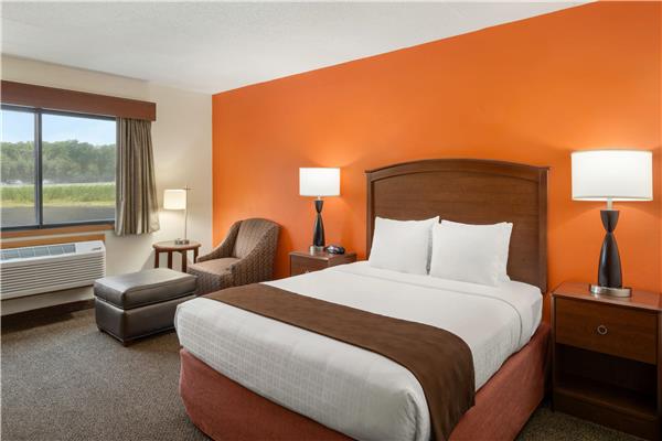 1 Queen Bed, Non-Smoking