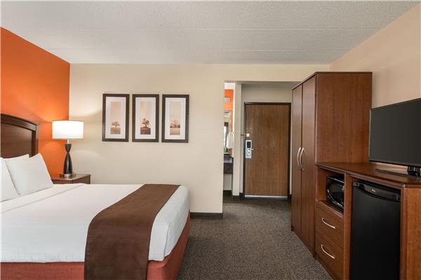 1 Queen Bed, Non-Smoking