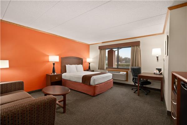 1 Queen Bed, Studio Suite, Non-Smoking