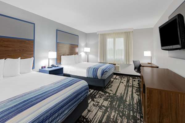  - AmericInn Hotel & Suites Pella