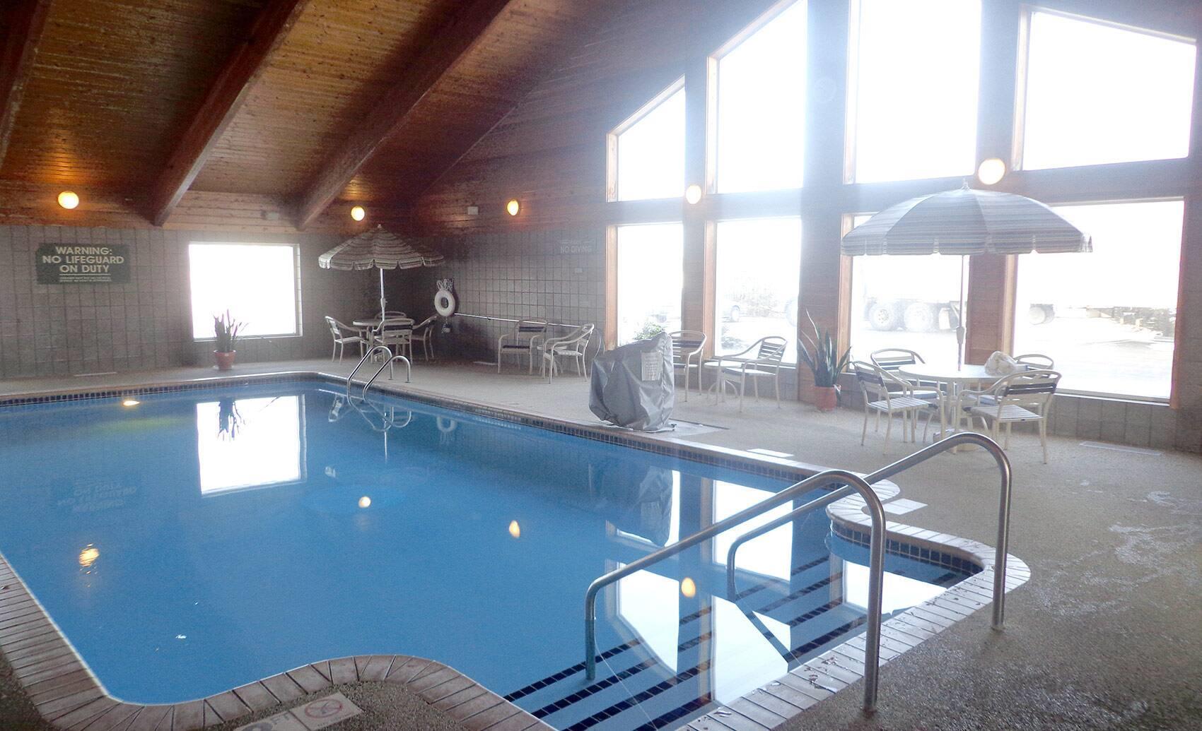 Pool | AmericInn by Wyndham Marshall