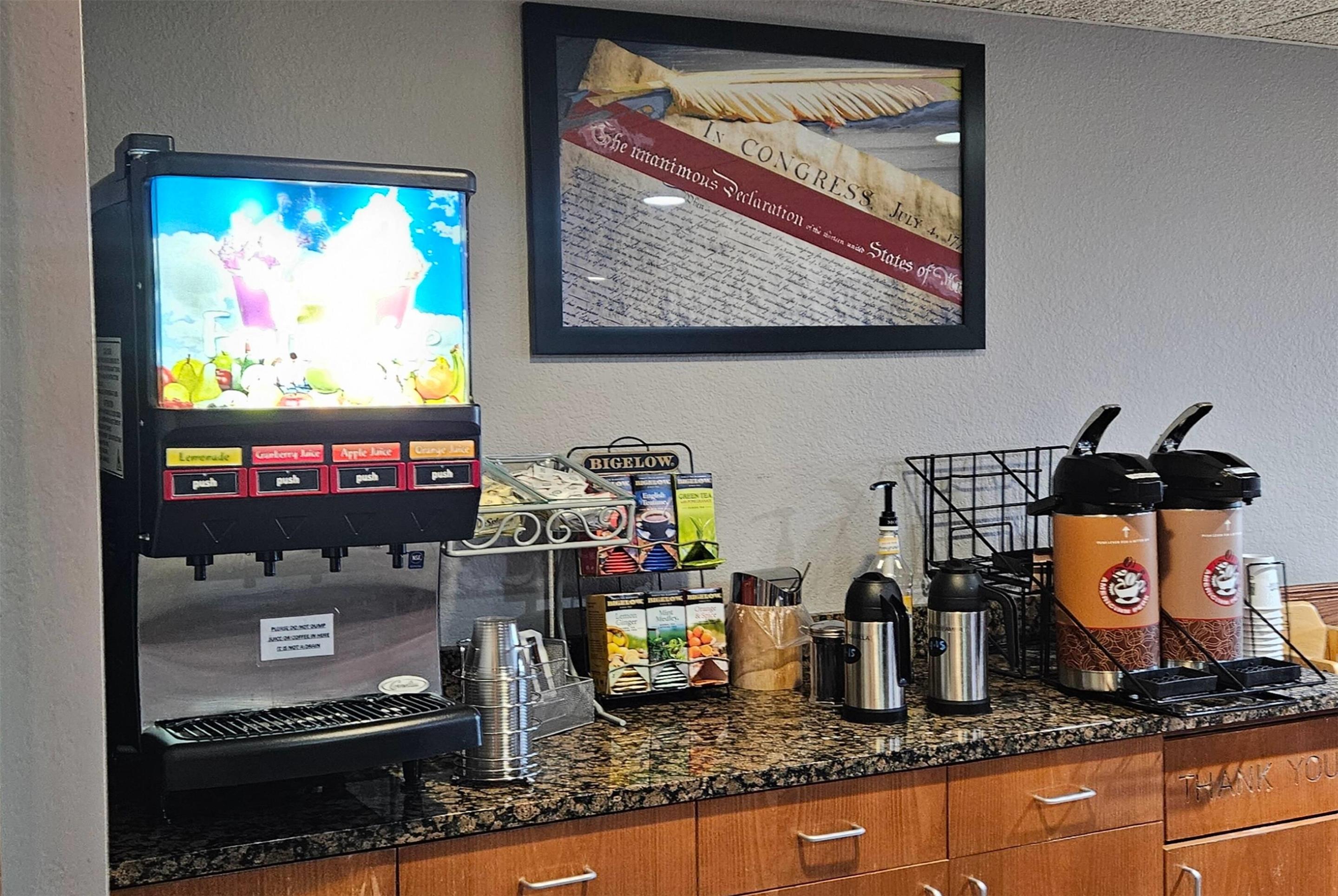 Breakfast Area | AmericInn by Wyndham Marshall
