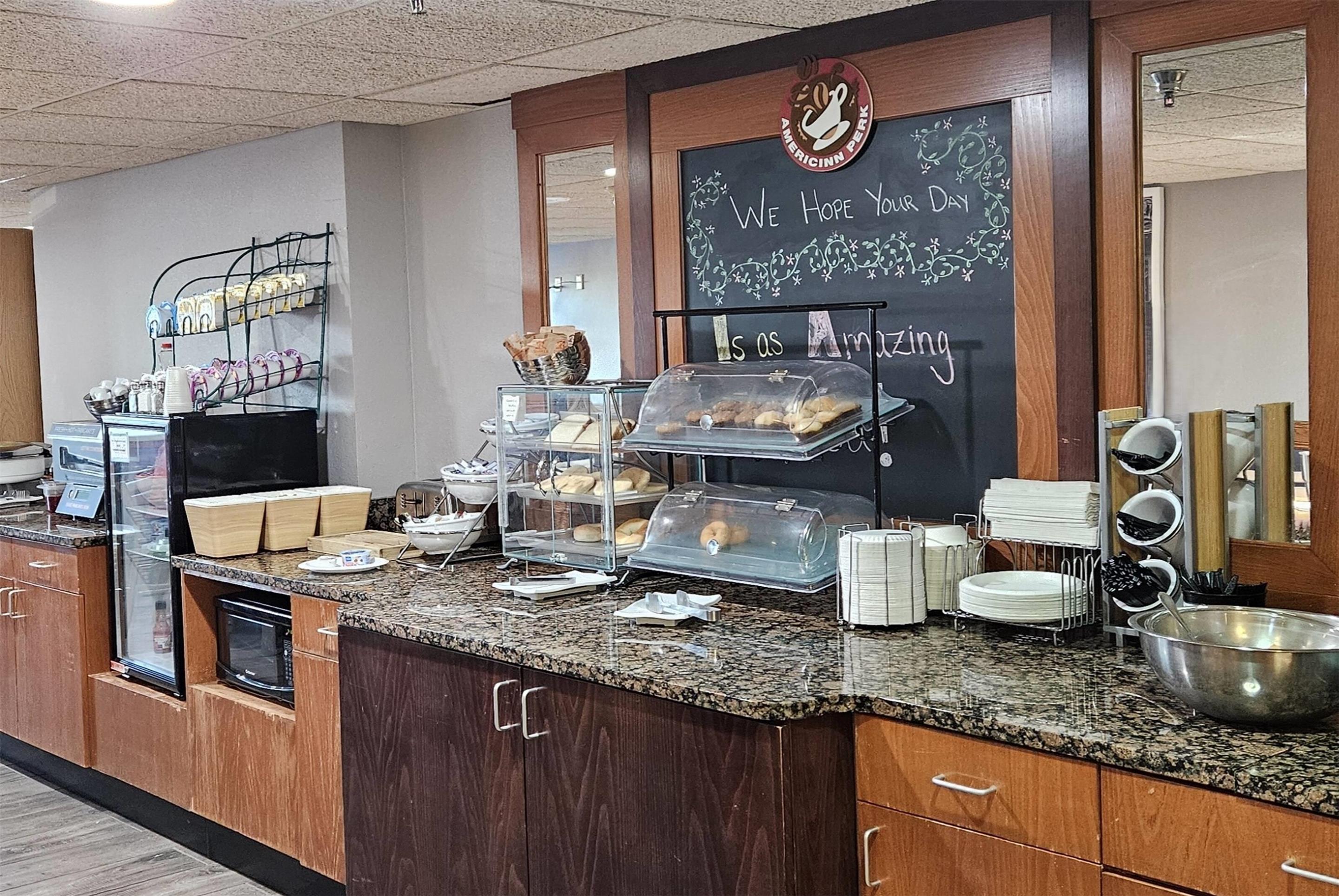 Breakfast Area | AmericInn by Wyndham Marshall