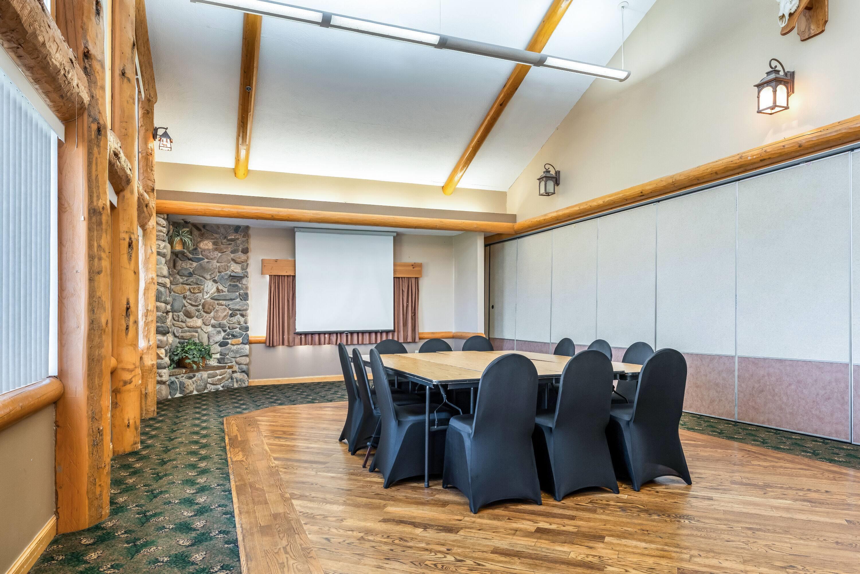 Meeting Room | AmericInn by Wyndham Chamberlain - Conference Center