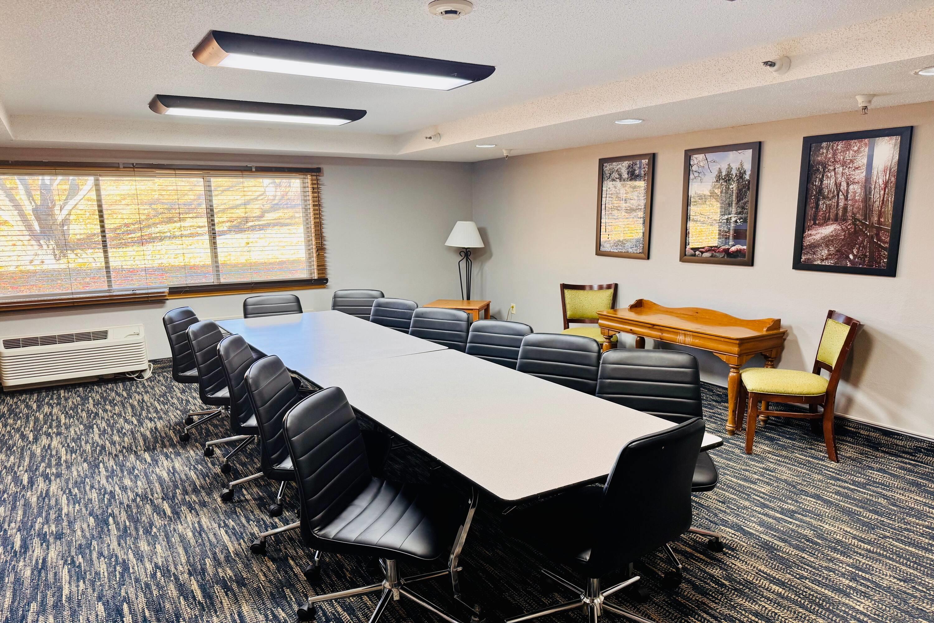 Meeting Room | AmericInn by Wyndham Stillwater