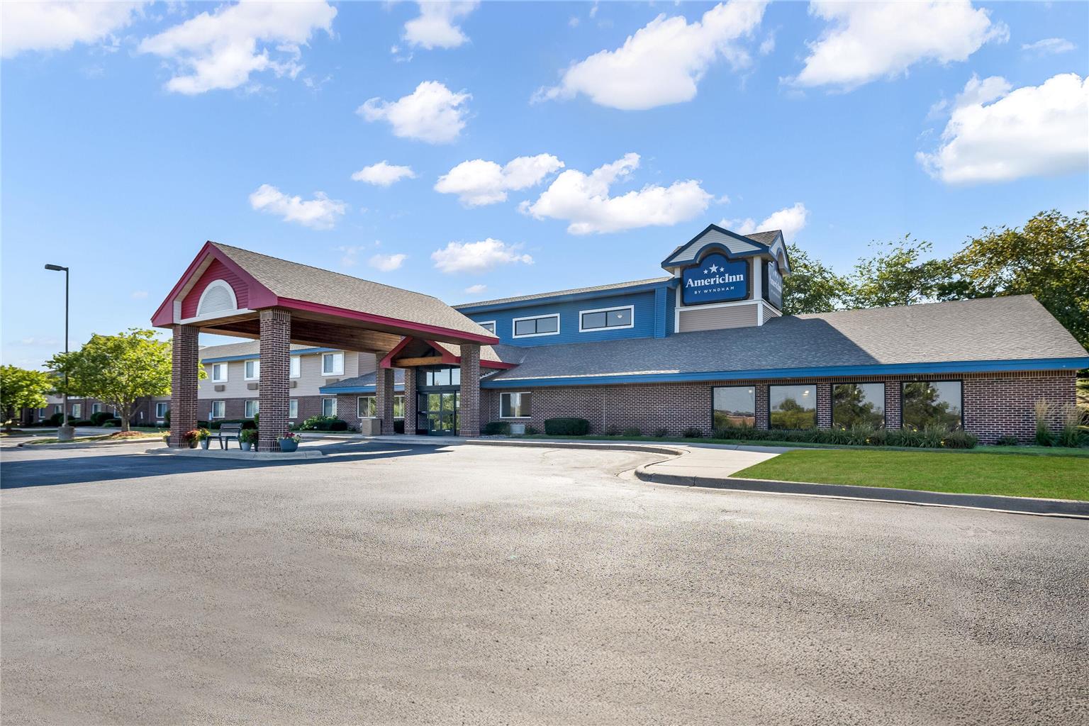 AmericInn Hotel & Suites Stillwater