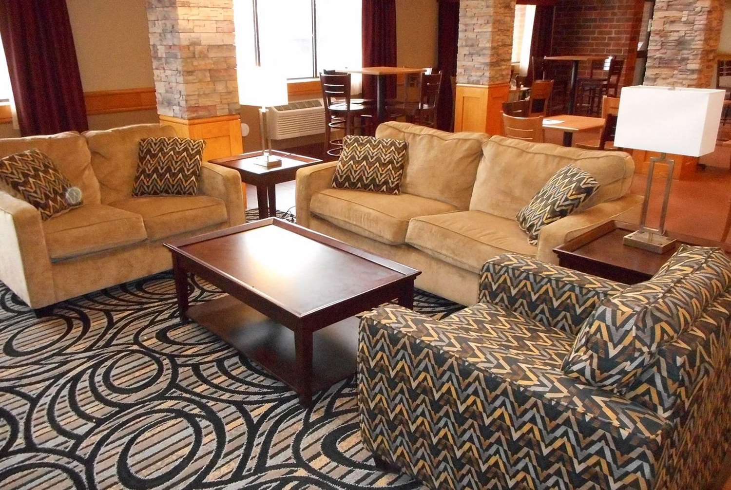 Americinn Hotel Suites Inver Grove Heights Mn See S Lobby Americinn Hotel Suites Inver Grove Heights