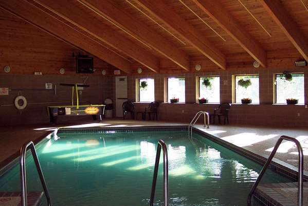 Pool - AmericInn Hotel & Suites Inver Grove Heights