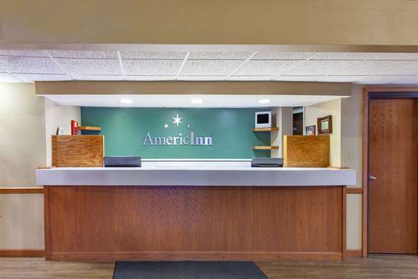  - AmericInn Lodge & Suites Hutchinson