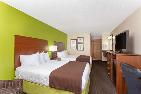  - AmericInn Lodge & Suites Black River Falls - I-94, Exit 116
