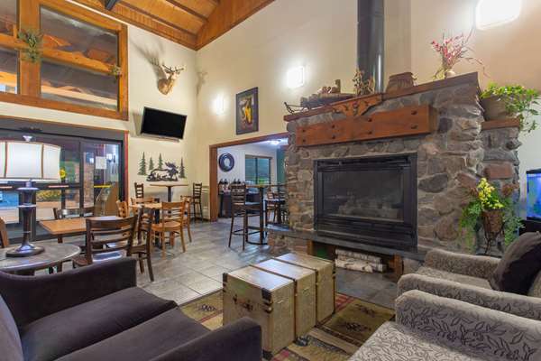  - AmericInn Lodge & Suites Black River Falls - I-94, Exit 116