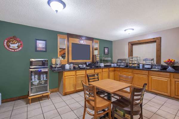  - AmericInn Lodge & Suites Black River Falls - I-94, Exit 116