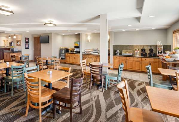 Amenities - AmericInn Lodge & Suites Laramie - I-80, Exit 316