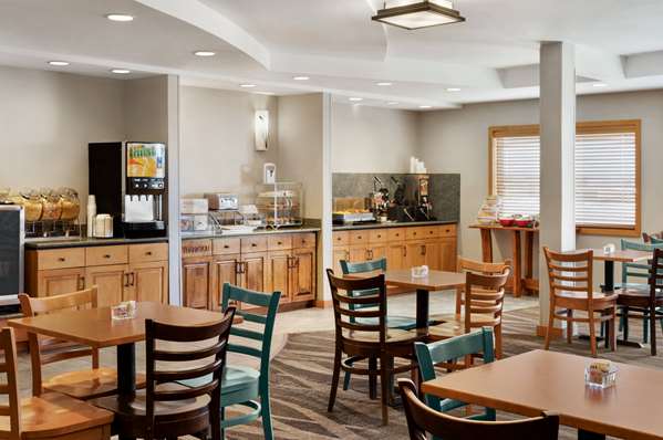 Amenities - AmericInn Lodge & Suites Laramie - I-80, Exit 316