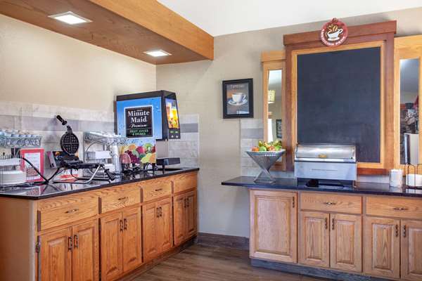  - AmericInn Lodge & Suites Cloquet