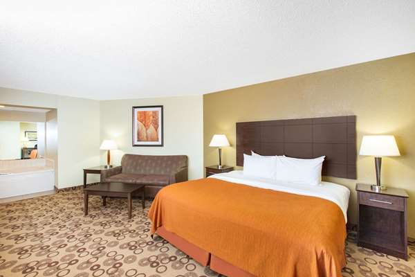 Suite - AmericInn Cedar Falls