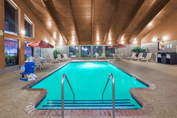 Pool - AmericInn Cedar Falls