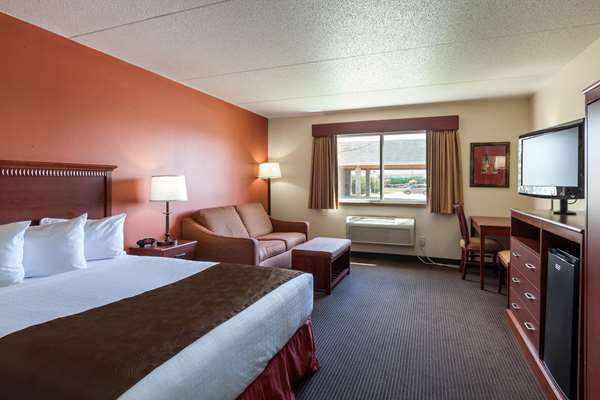 Suite - AmericInn Lodge & Suites Valley City - I-94, Exit 292