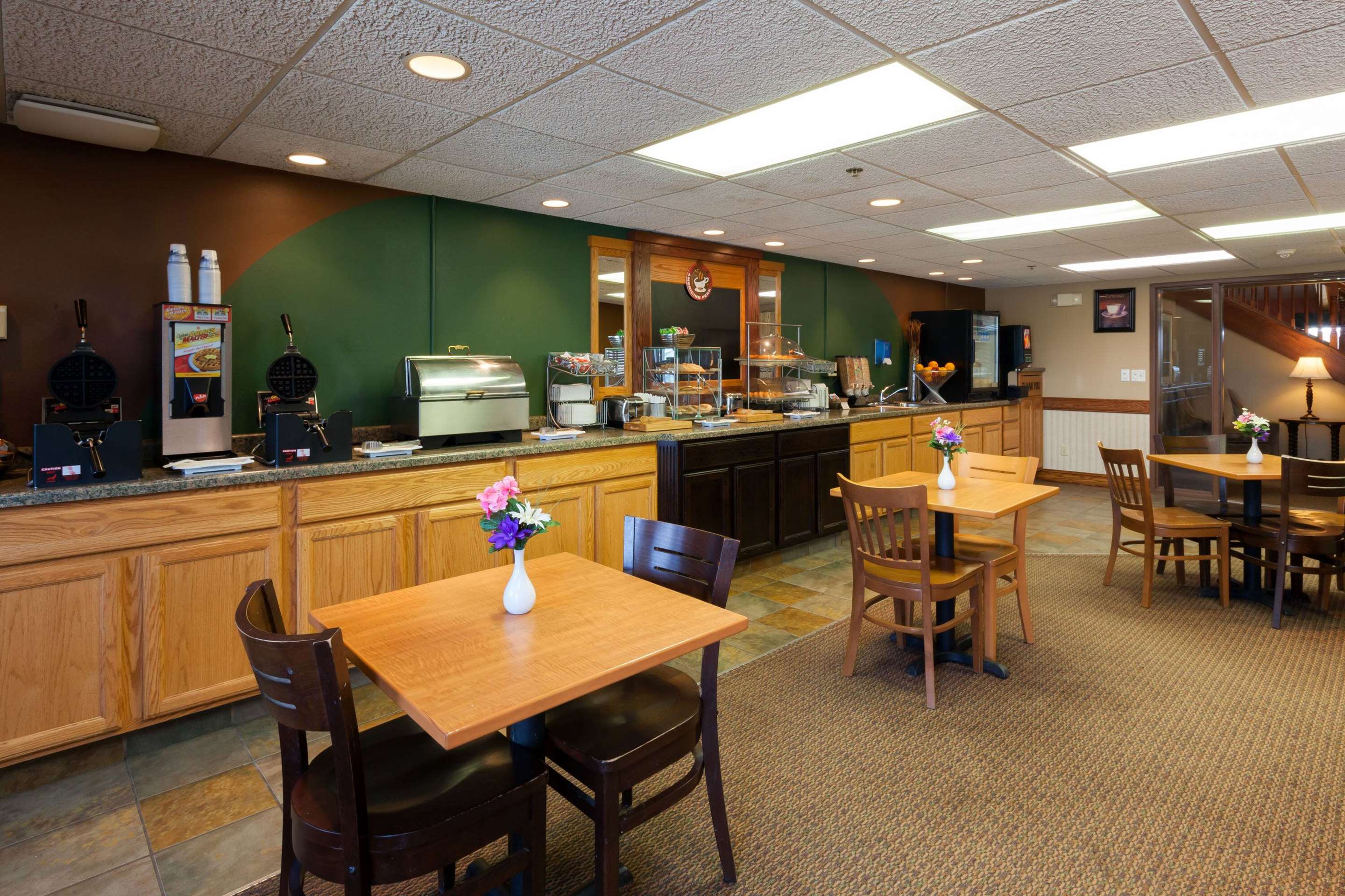 Property amenity | AmericInn by Wyndham Valley City - Conference Center