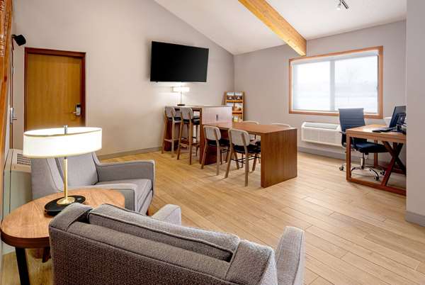 AmericInn by Wyndham Valley City Conference Center