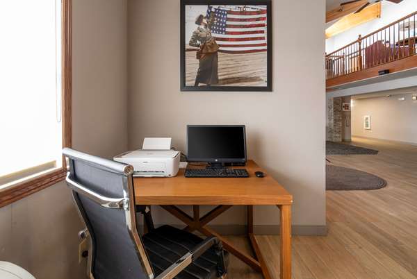 AmericInn by Wyndham Valley City Conference Center
