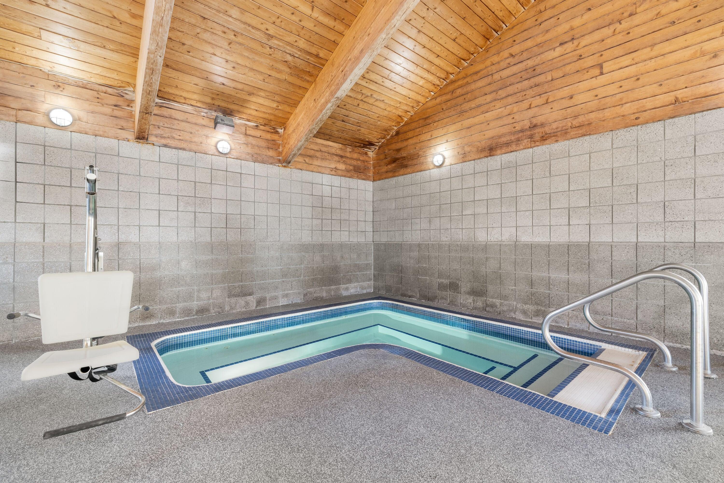 Pool | AmericInn by Wyndham Valley City - Conference Center