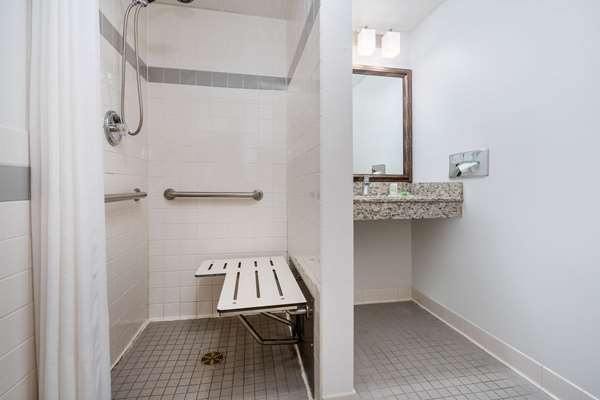  - AmericInn Lodge & Suites Park Rapids