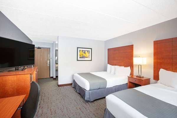  - AmericInn Lodge & Suites Ankeny - I-35, Exit 90