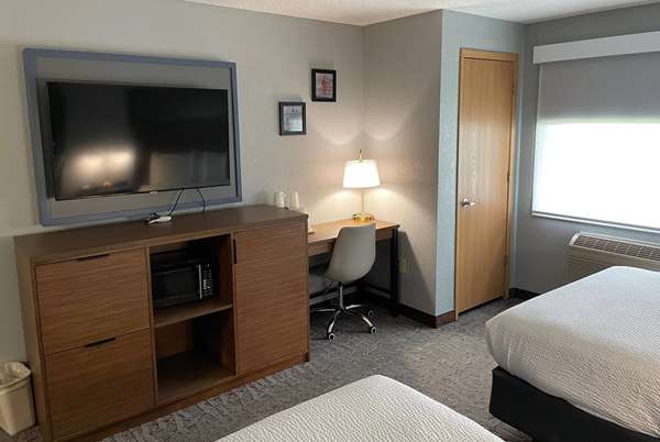2 Queen Beds, Mobility Accessible Room, Non-Smoking