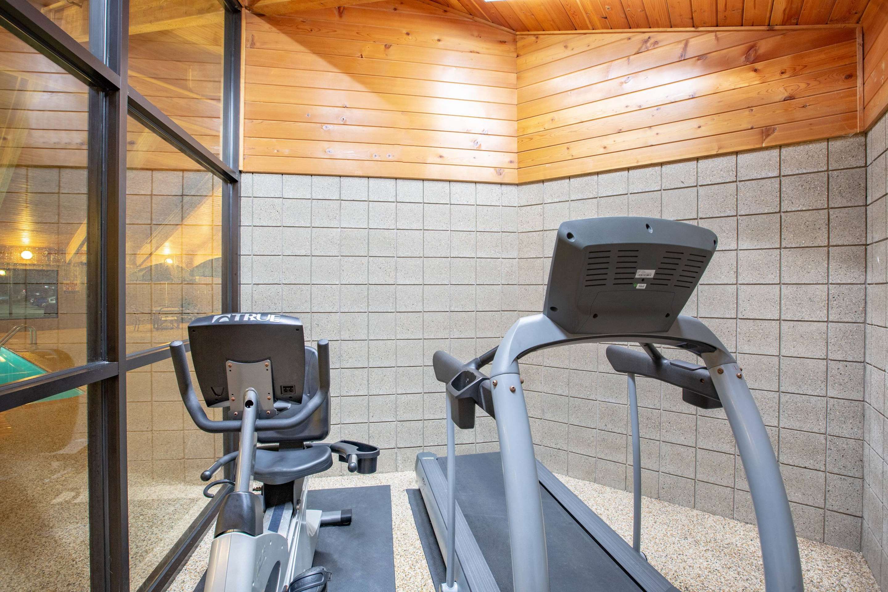 Health club fitness center gym | AmericInn by Wyndham Ankeny/Des Moines