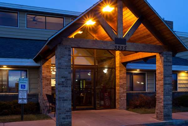 Exterior view - AmericInn Lodge & Suites Bismarck - I-94, Exit 159
