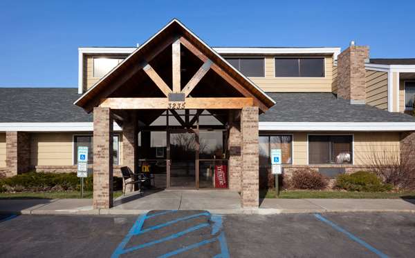 Exterior view - AmericInn Lodge & Suites Bismarck - I-94, Exit 159