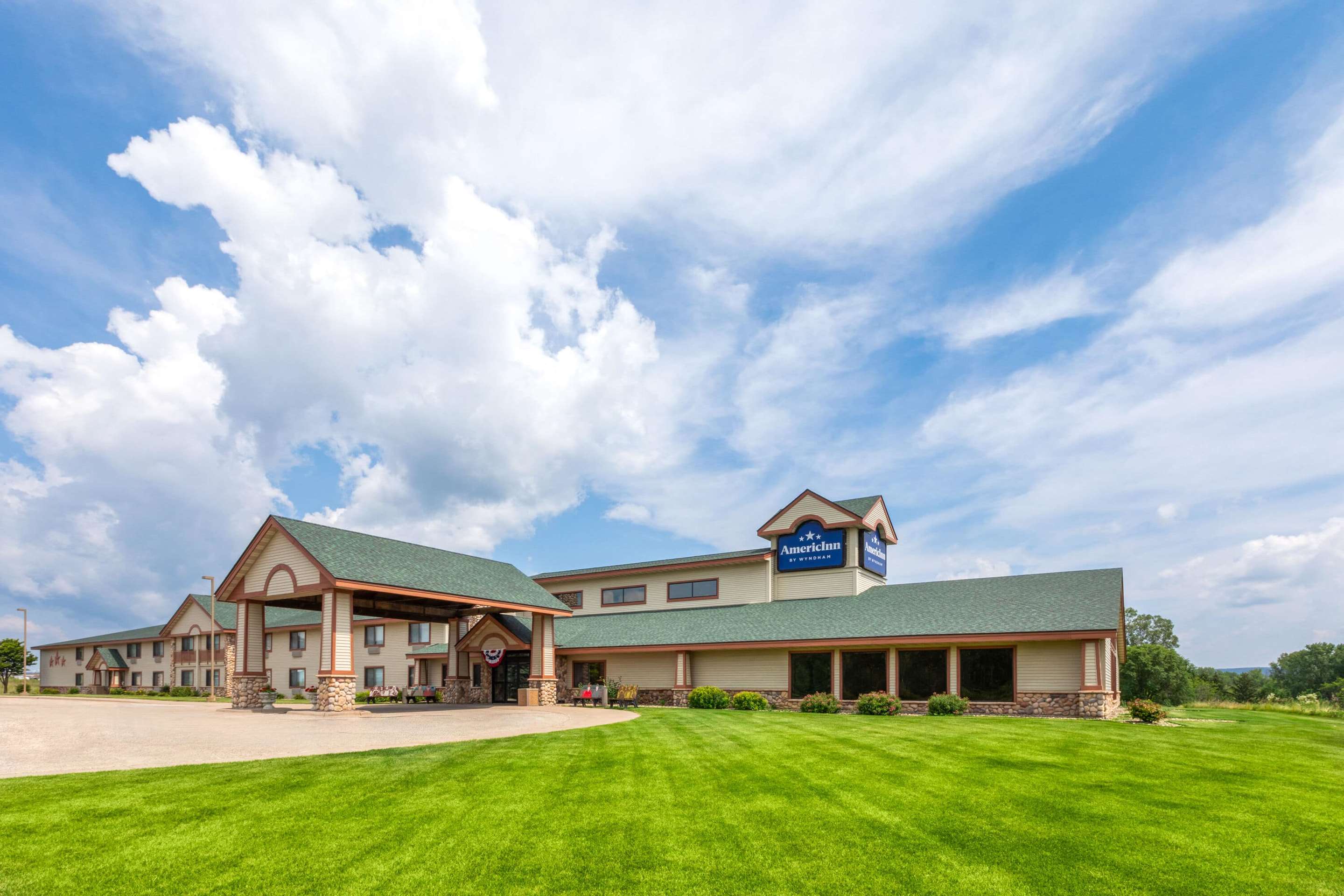 Exterior | AmericInn by Wyndham Wabasha