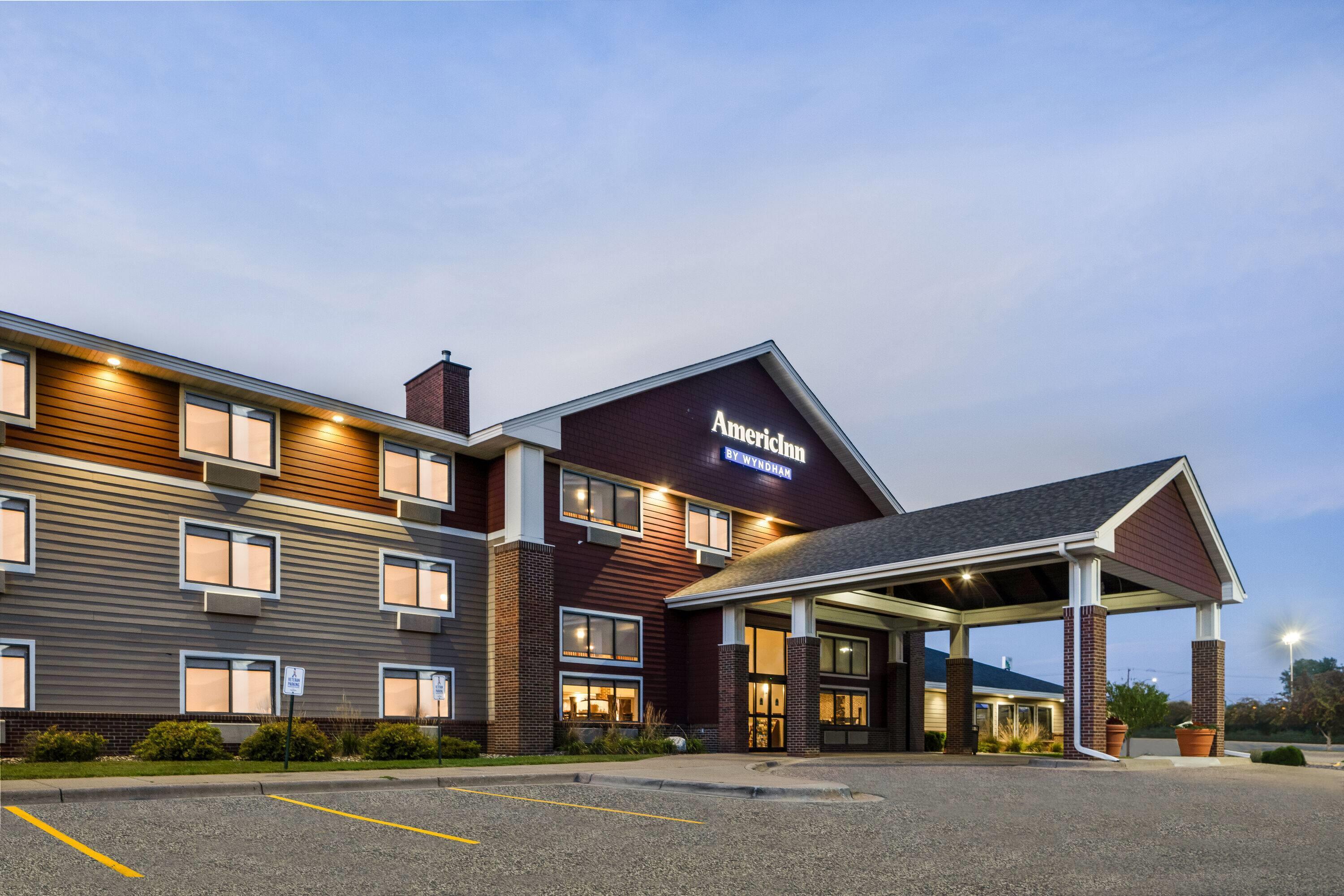 Exterior | AmericInn by Wyndham Mounds View Minneapolis