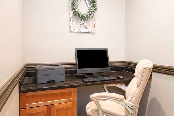 Conference Area - AmericInn Lodge & Suites Aberdeen