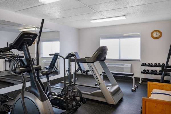 Fitness/ Exercise Room - AmericInn Lodge & Suites Aberdeen