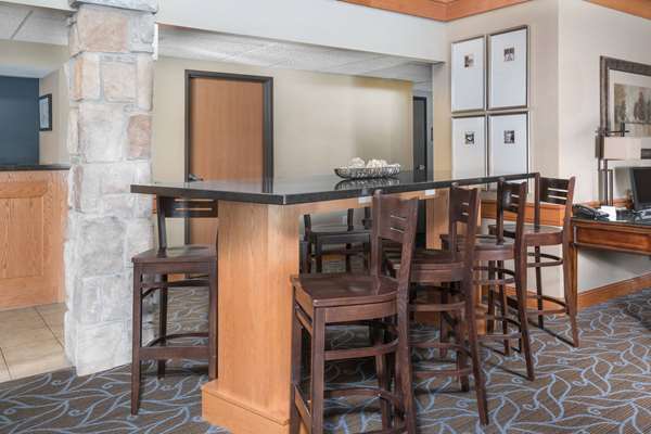  - AmericInn Lodge & Suites Fort Dodge
