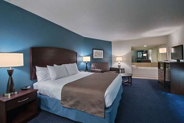 Suite - AmericInn Lodge & Suites Fort Dodge
