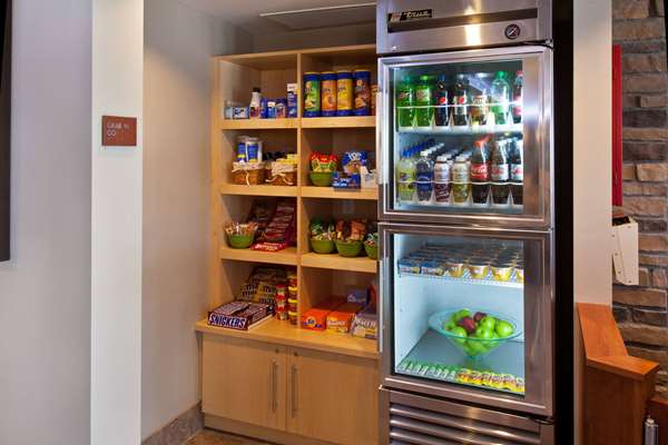  - AmericInn Lodge & Suites Fairfield