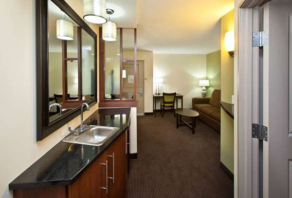 Suite - AmericInn Lodge & Suites Fairfield