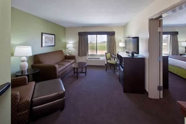 Suite - AmericInn Lodge & Suites Fairfield