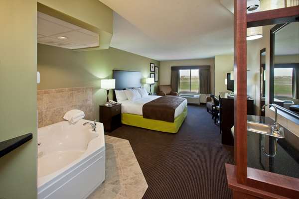 Suite - AmericInn Lodge & Suites Fairfield