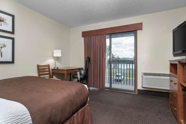  - AmericInn Lodge & Suites Lake City
