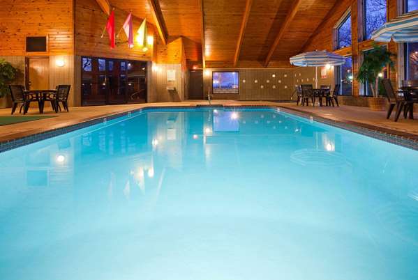 Pool - AmericInn Silver City