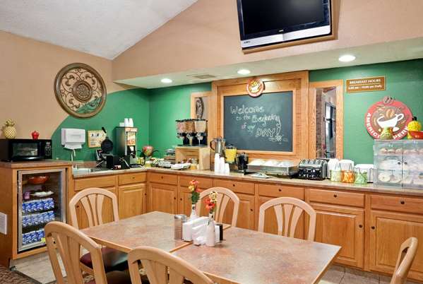 AmericInn by Wyndham Silver City